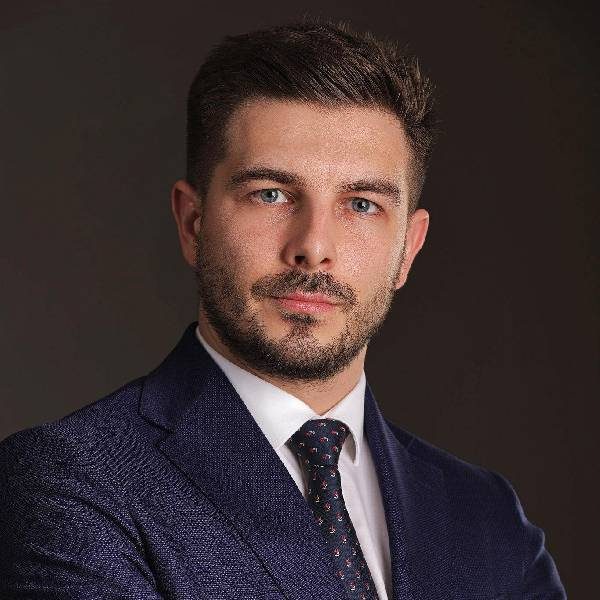 chisăr 2